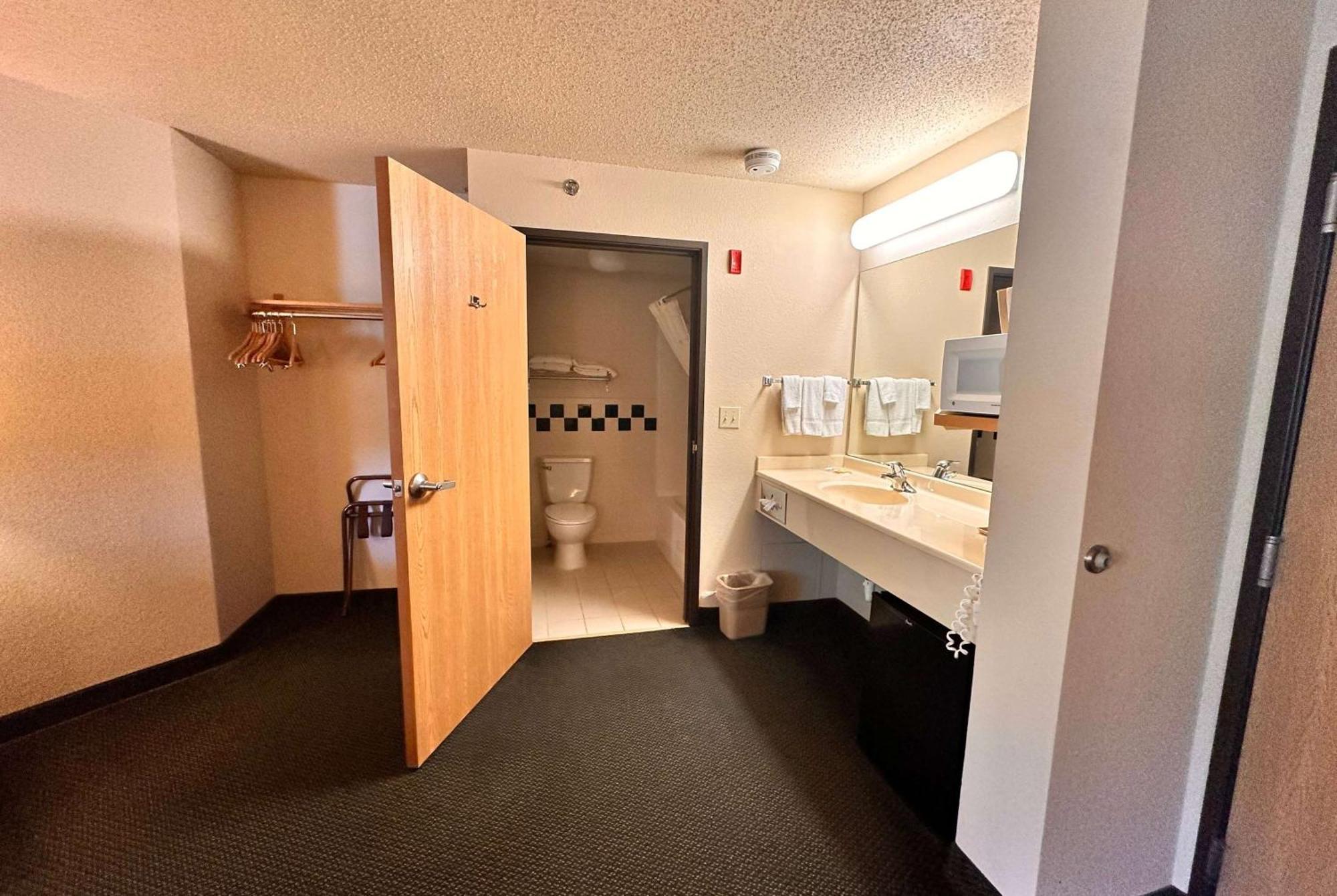 Shell Lodge, A Travelodge By Wyndham Hotel