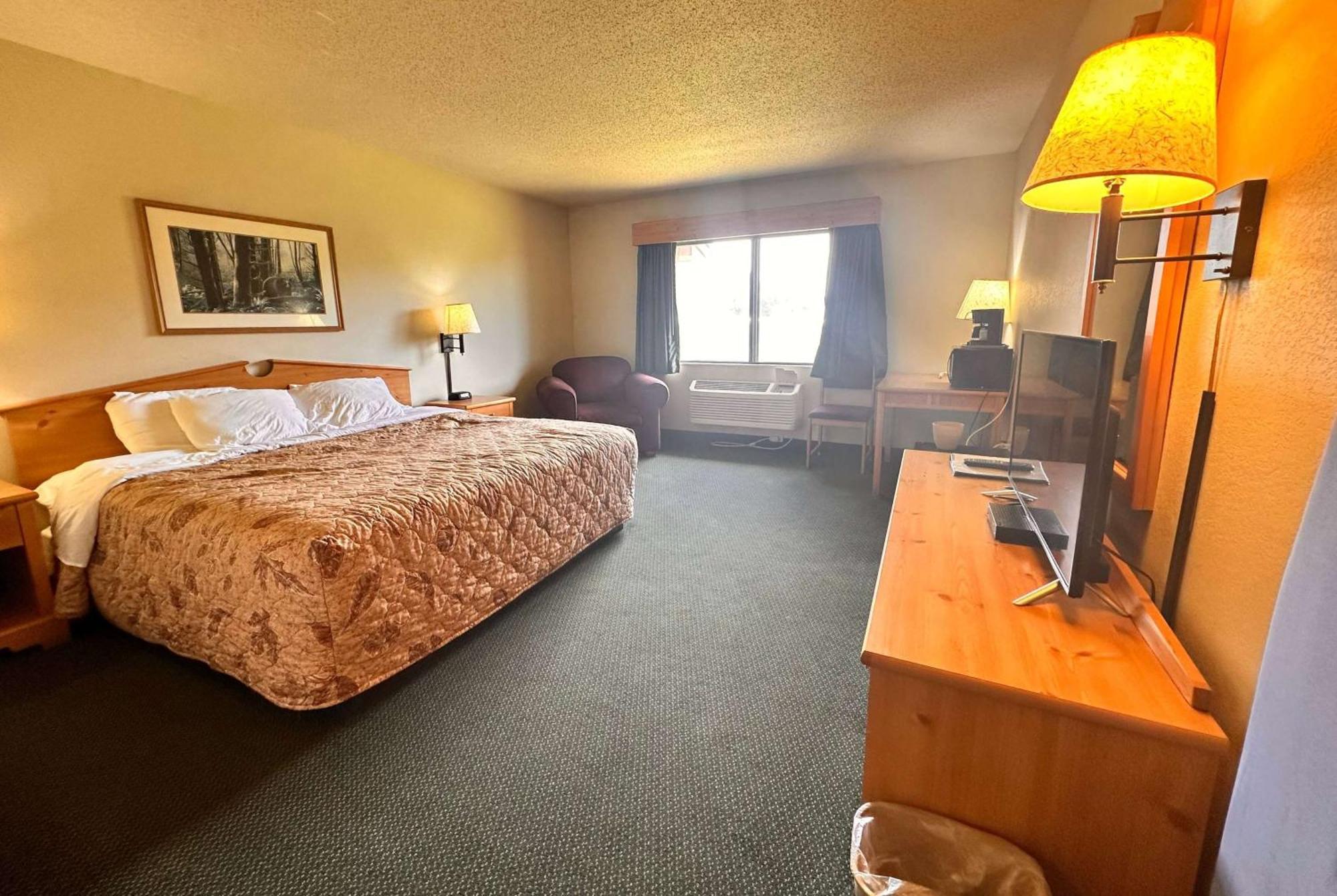 Shell Lodge, A Travelodge By Wyndham Hotel Shell Lake