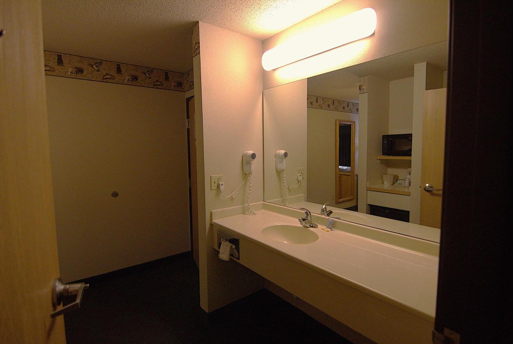 Hotel Shell Lodge, A Travelodge By Wyndham 3*
