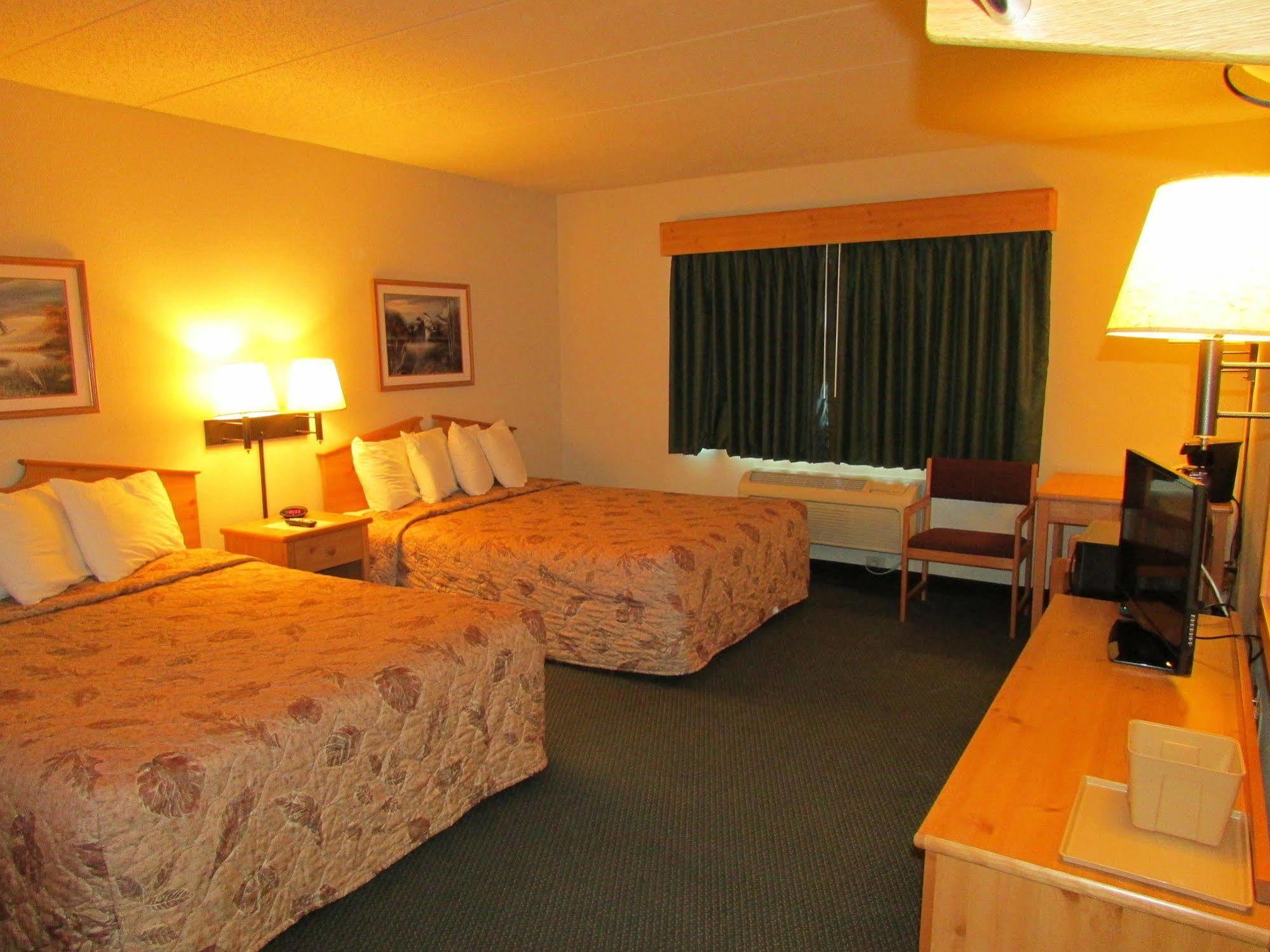 Hotel Shell Lodge, A Travelodge By Wyndham Shell Lake